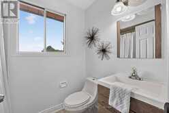 2450 OVERTON DRIVE | Burlington Ontario | Slide Image Thirty-one