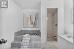 2450 OVERTON DRIVE | Burlington Ontario | Slide Image Thirty-two