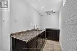 2450 OVERTON DRIVE | Burlington Ontario | Slide Image Thirty-eight