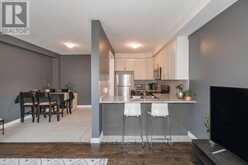 31 DAVENFIELD CIRCLE | Brampton Ontario | Slide Image Ten