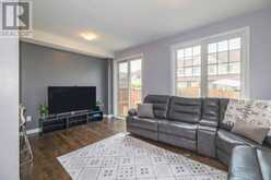 31 DAVENFIELD CIRCLE | Brampton Ontario | Slide Image Eight