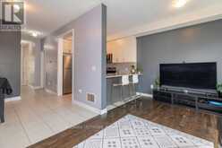 31 DAVENFIELD CIRCLE | Brampton Ontario | Slide Image Nine