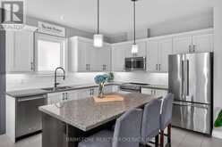 15 LOWRY COURT | Barrie Ontario | Slide Image Twelve