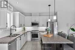 15 LOWRY COURT | Barrie Ontario | Slide Image Sixteen