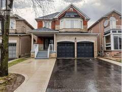 8 RIVER HEIGHTS DRIVE Brampton Ontario, L6P 2M9