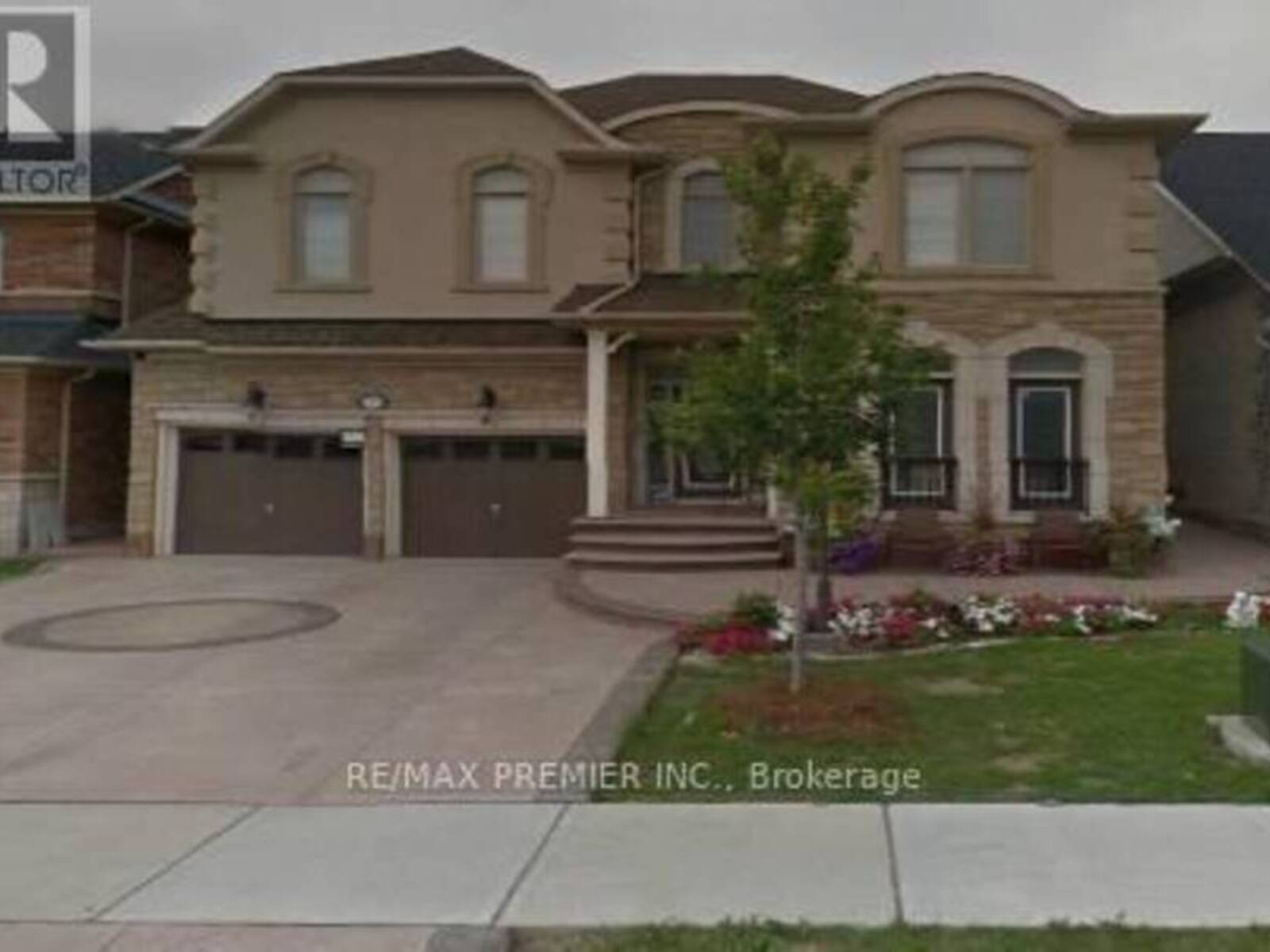 204 DON MINAKER DRIVE, Brampton, Ontario L6P 2V1