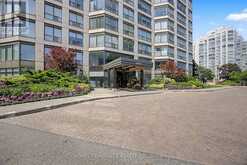 2603 - 2269 LAKESHORE BOULEVARD W | Toronto Ontario | Slide Image Four