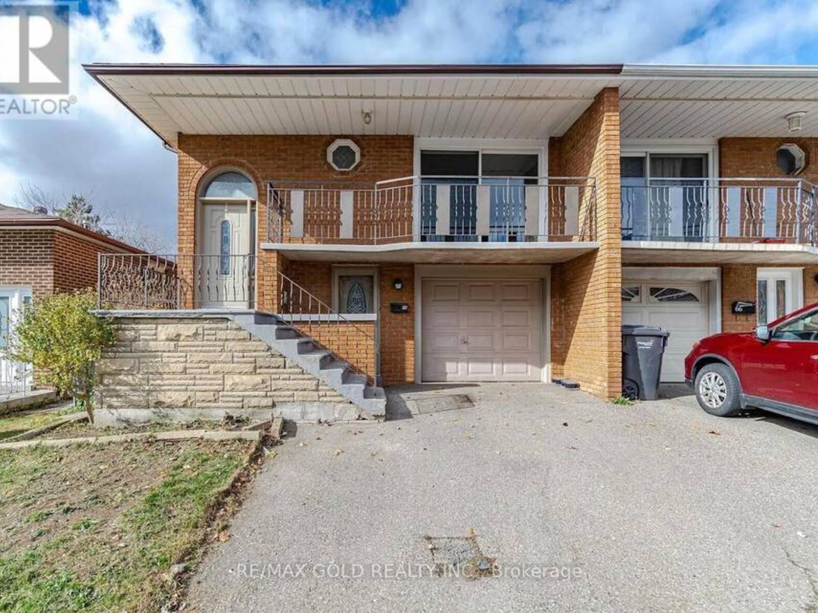 68 PROUSE DRIVE, Brampton, Ontario L6V 3A8