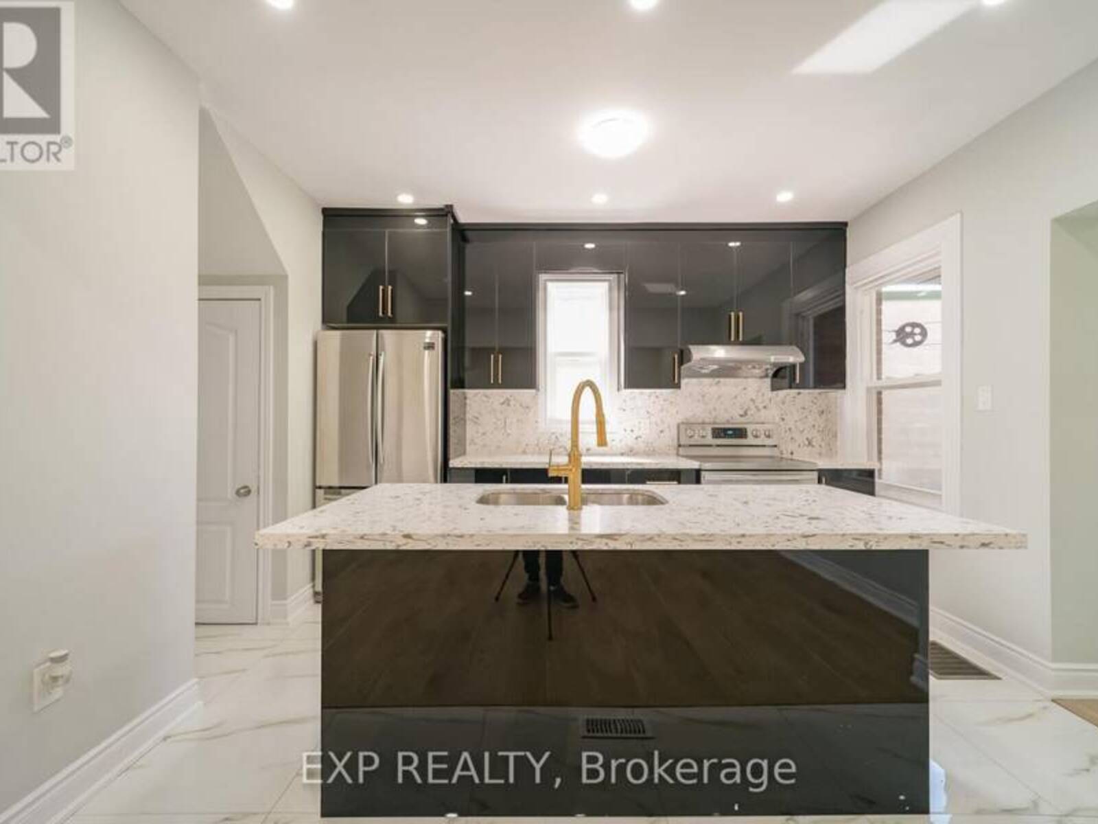 1509 MAIN STREET E, Hamilton, Ontario L8K 1E2