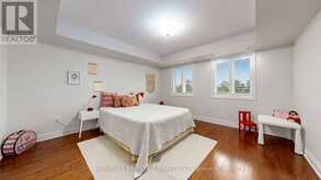 30 CLAIRTRELL ROAD | Toronto Ontario | Slide Image Seventeen