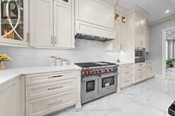 70 APPLEYARD AVENUE | Vaughan Ontario | Slide Image Eighteen