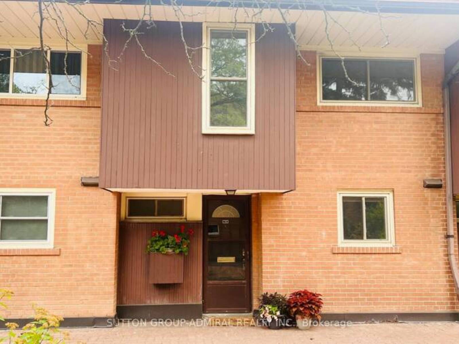 73 - 6 ESTERBROOKE AVENUE, Toronto, Ontario M2J 2C2