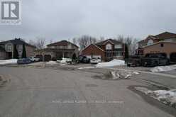 43 CARLEY CRESCENT | Barrie Ontario | Slide Image Three