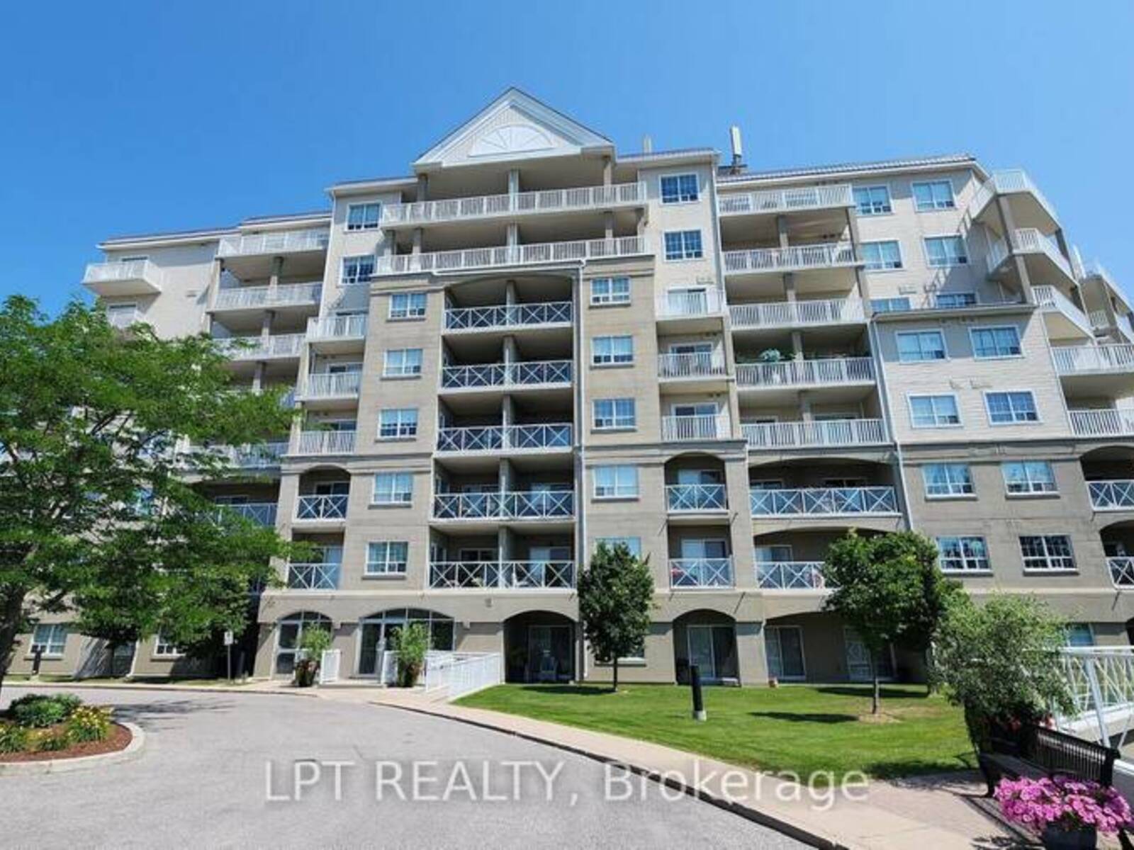 303 - 354 ATHERLEY ROAD, Orillia, Ontario L3V 0B8