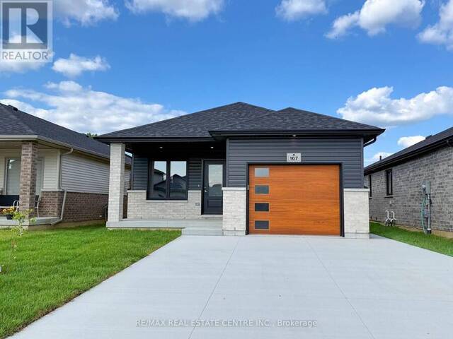 167 IRONWOOD TRAIL Chatham Ontario, N7M 0T3 - 2 Bedrooms Home For Sale
