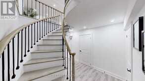 60 KLEINS RIDGE | Vaughan Ontario | Slide Image Seventeen