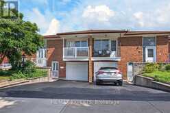32 FIRENZA DRIVE | Toronto Ontario | Slide Image One