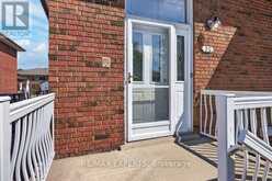 32 FIRENZA DRIVE | Toronto Ontario | Slide Image Five