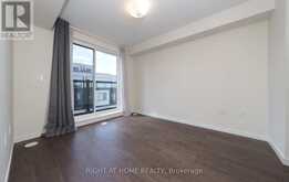 34 - 200 ALEX GARDNER CIRCLE | Aurora Ontario | Slide Image Twelve