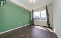 34 - 200 ALEX GARDNER CIRCLE | Aurora Ontario | Slide Image Sixteen