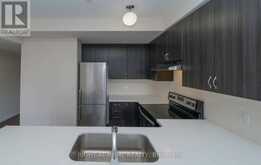 34 - 200 ALEX GARDNER CIRCLE | Aurora Ontario | Slide Image Seven