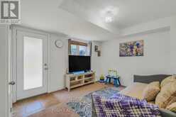 8 KENRIDGE TERRACE | Hamilton Ontario | Slide Image Thirteen