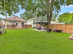 11 STIRTON AVENUE Brantford Ontario, N3T 1E2