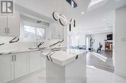 33 LOVE CRESCENT | Ajax Ontario | Slide Image Ten