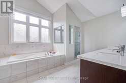 9 PORTIA STREET | Markham Ontario | Slide Image Twenty-seven
