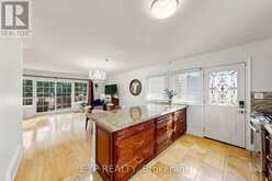 77 LETCHWORTH CRESCENT | Toronto Ontario | Slide Image Ten