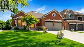 71 GIDLEIGH PARK CRESCENT | Vaughan Ontario | Slide Image One
