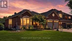 71 GIDLEIGH PARK CRESCENT | Vaughan Ontario | Slide Image Three