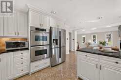 19 TOMLINSON CIRCLE | Markham Ontario | Slide Image Twelve