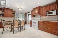 2130 AUTUMN BREEZE DRIVE N | Mississauga Ontario | Slide Image Eleven