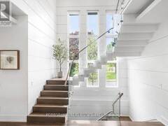 416 PATRICIA AVENUE Toronto Ontario, M2R 2M9