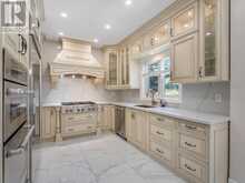 18 THATCHER AVENUE | Toronto Ontario | Slide Image Thirteen