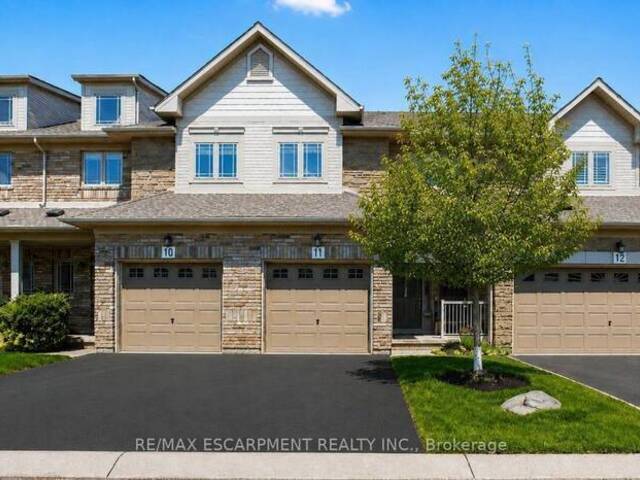 11 - 2169 ORCHARD ROAD Burlington Ontario, L7L 7H9 - 3 Bedrooms Condo For Sale