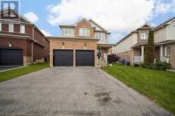 91 LAPRADE SQUARE | Clarington Ontario | Slide Image Two