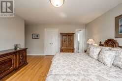35 GIBBON DRIVE | Barrie Ontario | Slide Image Fifteen