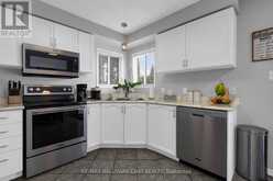 222 WESSENGER DRIVE | Barrie Ontario | Slide Image Nine