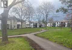 B - 7 HARNESS LANE | Ottawa Ontario | Slide Image Forty-one