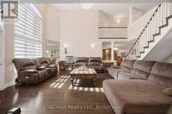 88 SOUTHCREEK COURT | Ancaster Ontario | Slide Image Nine