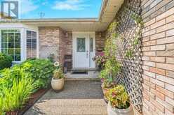 93 WELLANDVALE DRIVE | Welland Ontario | Slide Image Two