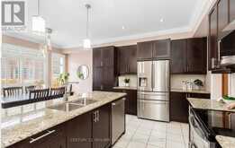 20 NOCTURNE AVENUE | Vaughan Ontario | Slide Image Thirteen