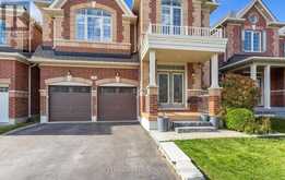 20 NOCTURNE AVENUE | Vaughan Ontario | Slide Image Two