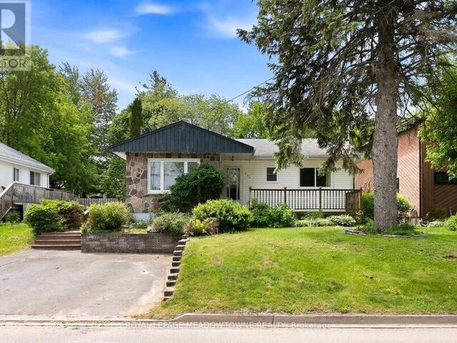 209 CLIFF ROAD Barrie Ontario, L4N 3X5 - 4 Bedrooms Home For Sale