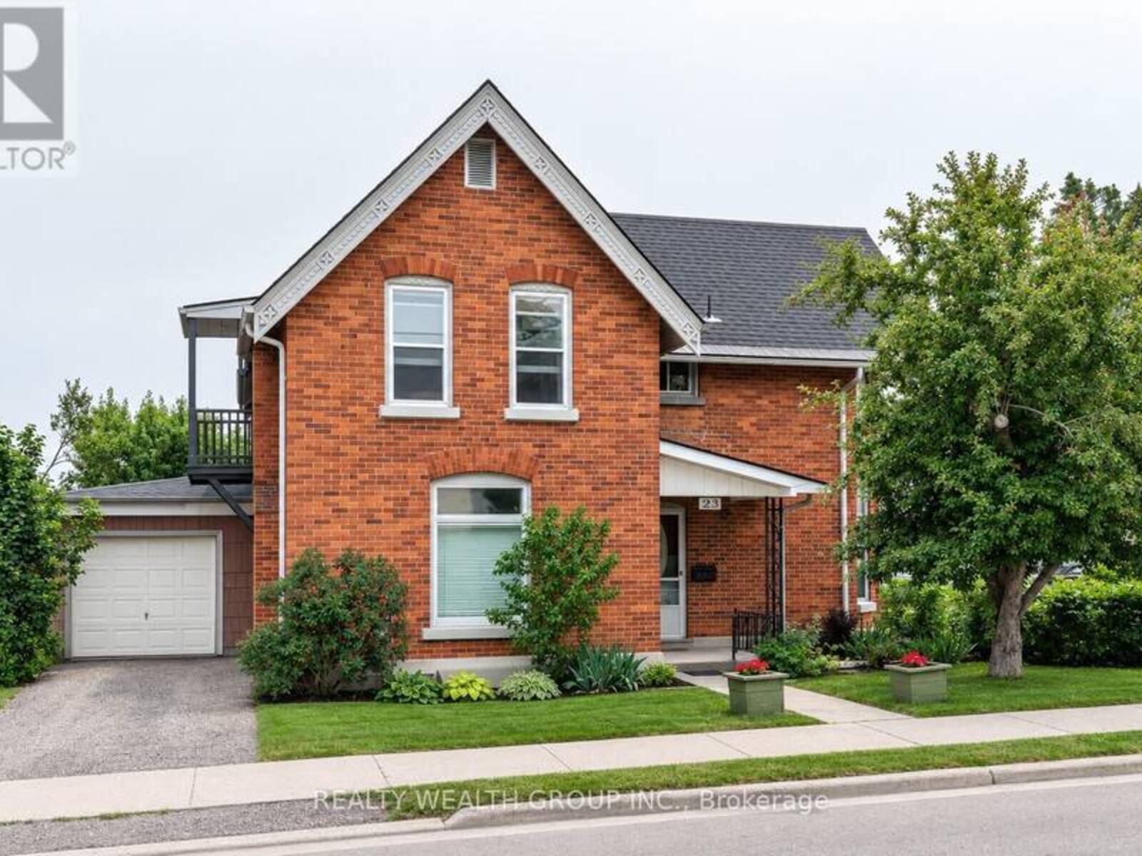 2 - 23 PENETANG STREET, Orillia, Ontario L3V 3N1