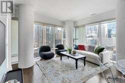 1502 - 8 THE ESPLANADE AVENUE | Toronto Ontario | Slide Image Sixteen