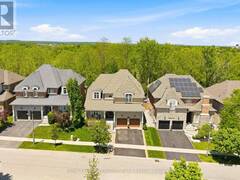 298 EATON STREET Halton Hills Ontario, L7G 6N7