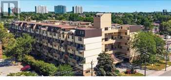 303 - 665 KENNEDY ROAD | Toronto Ontario | Slide Image Twenty-four